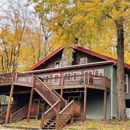 The Bear Dance Chalet