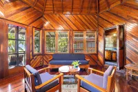 Tambor Tropical Beach Resort- Adults Only Hotel di Tambor