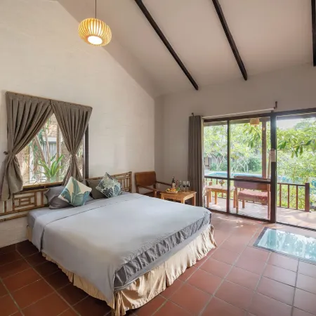 An Nhien Retreat Phu Quoc with Beach Access & Yoga Daily Отели рядом с Международный аэропорт Фукуок