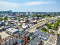 Stylish Loft with Historic Charm - Modern Urban Escape