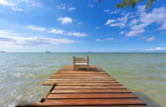 Charming 1 bedroom studio sea front and  huge  creole garden with AC, WiFi Hotels in Port Louis