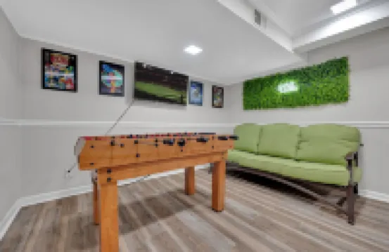 Cozy Home- 4 mins from the airport- 10 min from Downtown Atlanta