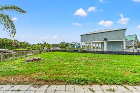 Waterfront Bliss in Hernando Beach. Dock, Kayaks & Sunsets