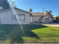 Centrally located older 4-bedroom house in lovely Yuma