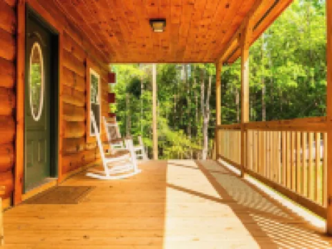 Chantilly Ridge. Hot Tub, Wifi, Near Blue Ridge Parkway Hotels in Piper Gap