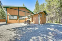 Peaceful Eureka Getaway - 1 Mi to Glen Lake! - Parkering