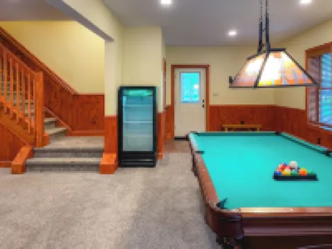 Pine Crest Lodge, 8Br 5BA Home with Large Yard, Fire Pit, & Private Hot Tub