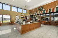 Best Western Plus York Hotel  Conference Center - Desayuno