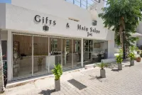 Tarra Apartments