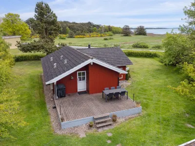 "Hjalmine" - 225m from the sea Hotels near Galleri Lund