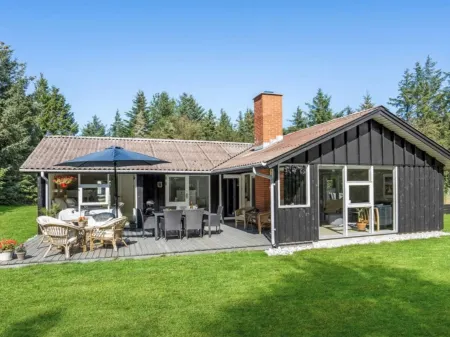 "Quiana" - 2km from the sea