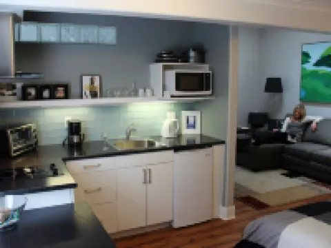 美瑞克維爾套房旅館