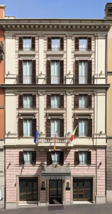 Stendhal Luxury Suites