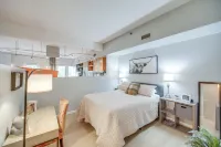 Dtwn Cleveland Loft-Style Condo Walk to Stadiums!