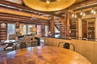 Classic Colorado Log Home w/ Mountain Views! - balcony