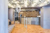 Venis Boutique Hotel - พร้อมWifi