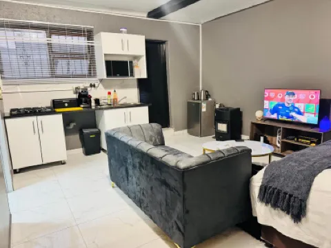 桑頓畢加索度假別墅-行政 鄰近瑞弗尼亞的酒店