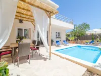 Xalet S'escaleta - Villa With Private Pool Hotels near Cala s'Almunia
