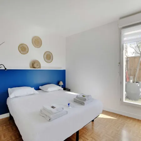 Cosy apartment & balcony -1BR/4P- Levallois-Perret Отели рядом с достопримечательностью «LVMH Fragrance Brands»