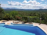 Courry Views: Pool & Nature