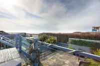 Sea View 3 Bedroom Seaside Property