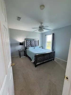 5-Bedroom Second Floor Unit. Golf View, Near at&T Stadium, Six Flags, & GP Epic