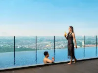 Mercure Tangerang Centre - Rooftop Pools