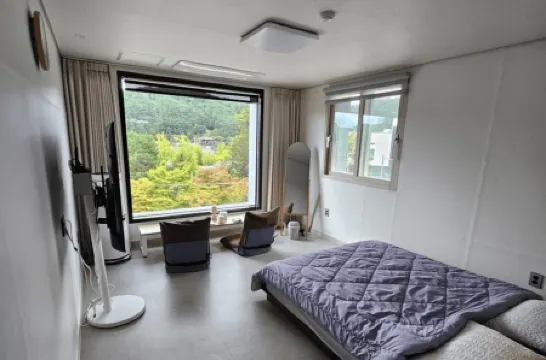 Andong Wolyeong Pension Отели в г. Андон