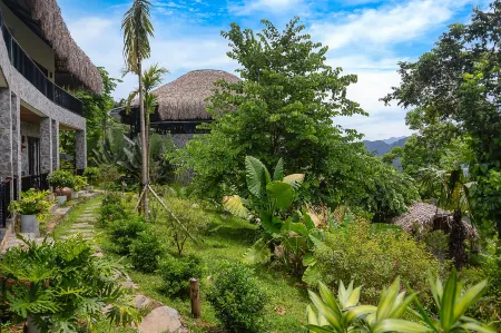 PU Luong Bocbandi Retreat