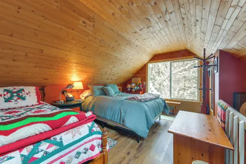 Mountain Getaway | Near Hiking & Okemo Resort - WiFi