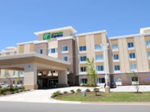 Holiday Inn Express COVINGTON-MADISONVILLE by IHG Hotels in Covington
