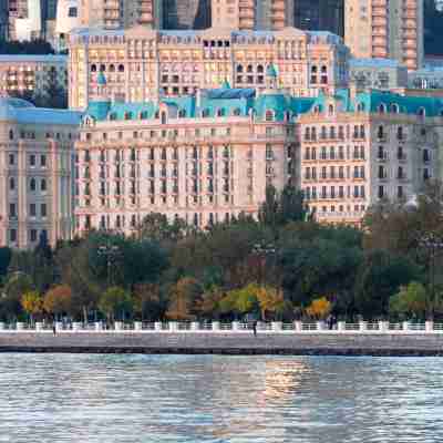 巴庫四季飯店 Hotel Exterior