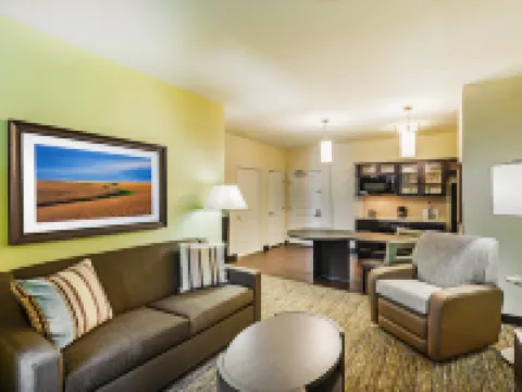 キャンドルウッド スイーツ レネクサ - オーバーランド パーク エリア by IHG レネックサのホテル