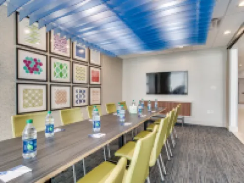 Holiday Inn Express & Suites DENTON SOUTH by IHG Hotel di Denton