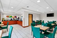 Quality Inn Near Interstate I94 Hotels in Galena Township