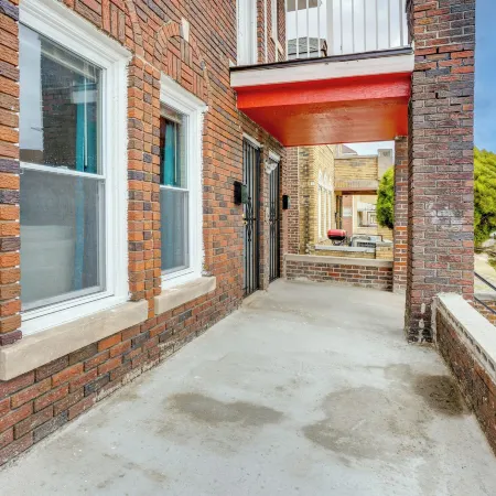 Pet-Friendly Detroit Apt: 6 Mi to Midtown