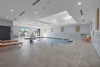 Holiday Inn CHICAGO – TINLEY PARK by IHG - Pools