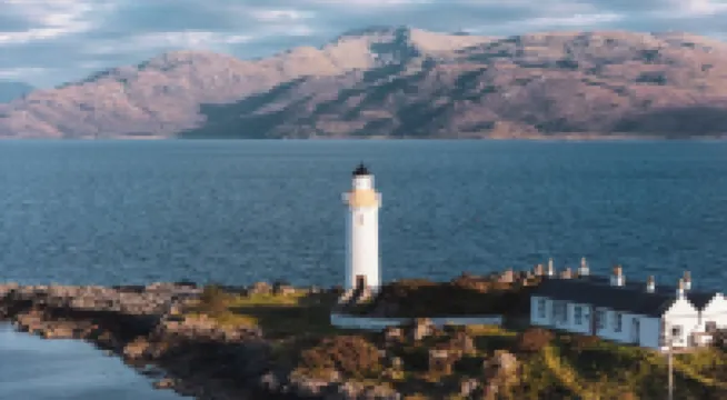 Eilean Sionnach Lighthouse Cottage