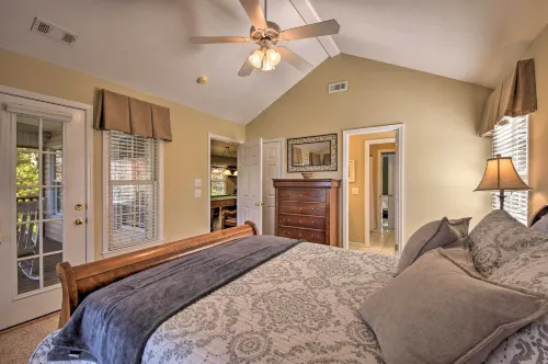 Lake Keowee Escape w/ Dock, Deck & Lake Access! - 3-Star