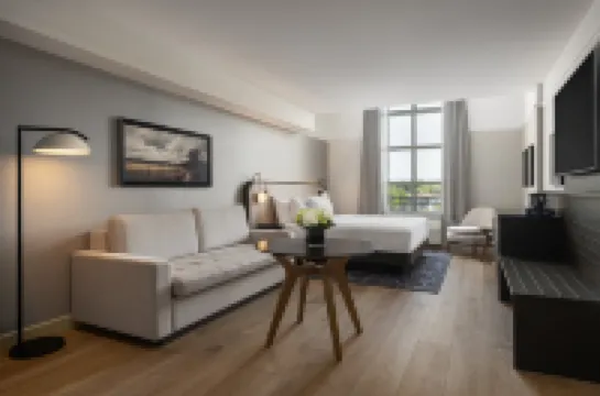 Hotel Vallea Bromont, Tapestry Collection by Hilton