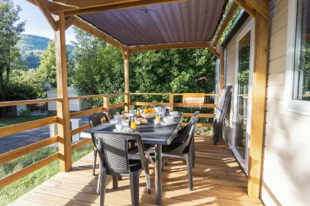 Château de l'Hom Отели в г. Соман