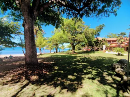 Sky House. Charming 4-bedroom home, fast WiFi, A/C in enchanting Rincón