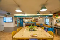 Gostops Delhi Hotel di 