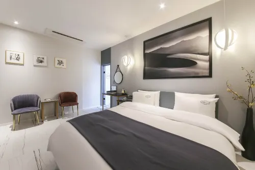 Stay-Inn Hotel