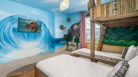 Luxe 7BR Solterra Villa Games Pool & Themed Rooms - spa