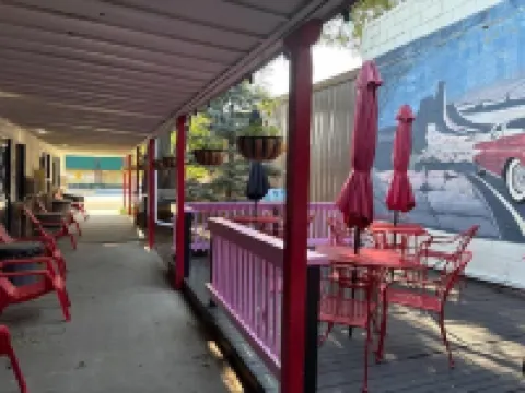 Bobbi's Classic Motel Hotels in Converse County