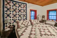 Stein Haus Ranch 4 Bedroom Home by RedAwning Hotels in Llano
