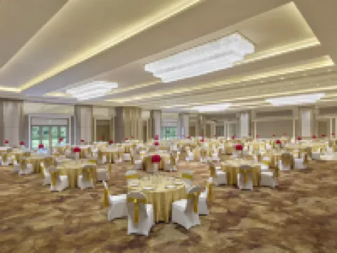 DoubleTree by Hilton Agra Hoteles en Agra