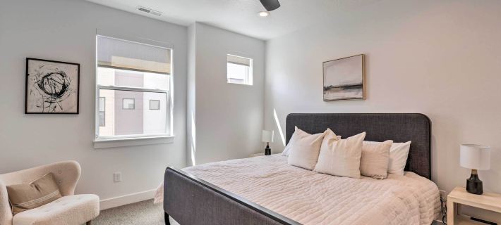 Modern-Chic Provo Townhome 1 Mi to BYU Campus Hotels in Provo