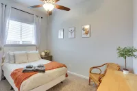Stunning Clovis Home ~ 1 Mile to Old Town! - موقف سيارات